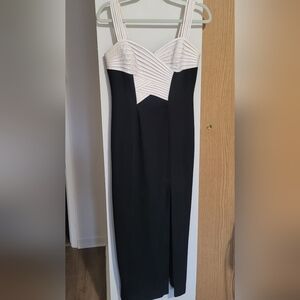 💛2 for $20💛 Bundle and save Glamorous Black and White Evening Gown